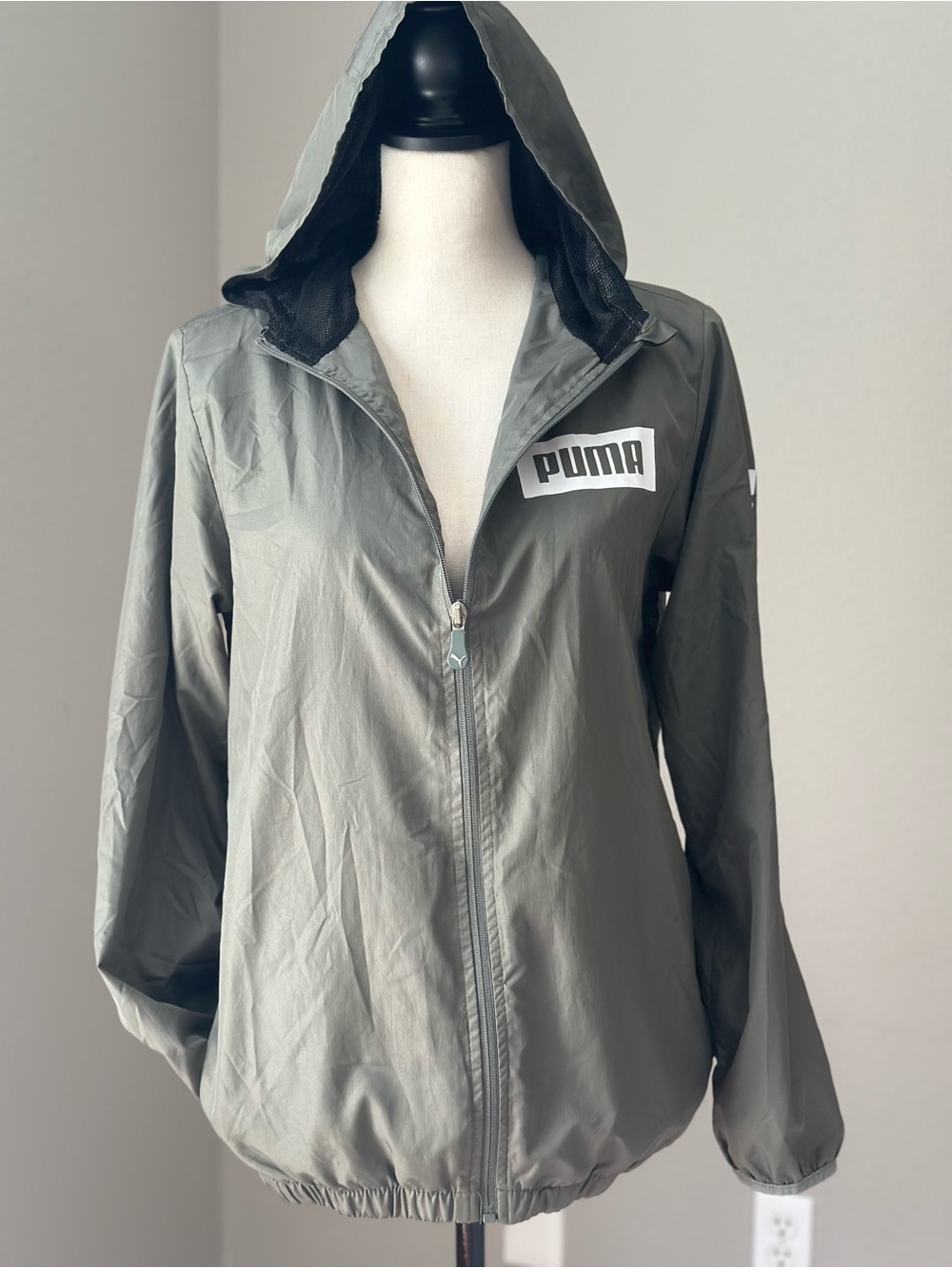 Puma Women's Hooded Windbreaker Jacket Olive Green